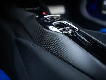 FERRARI 812 Competizione ATELIER 1 OF 1 CARBON LIFT CAM