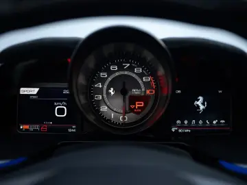 FERRARI 812 Competizione ATELIER 1 OF 1 CARBON LIFT CAM