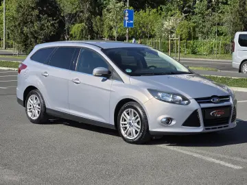 Rate fixe   Navi   Camera   Încălzire scaune   Climatronic