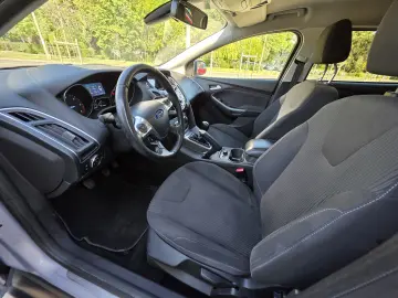 Rate fixe   Navi   Camera   Încălzire scaune   Climatronic