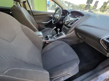 Rate fixe   Navi   Camera   Încălzire scaune   Climatronic