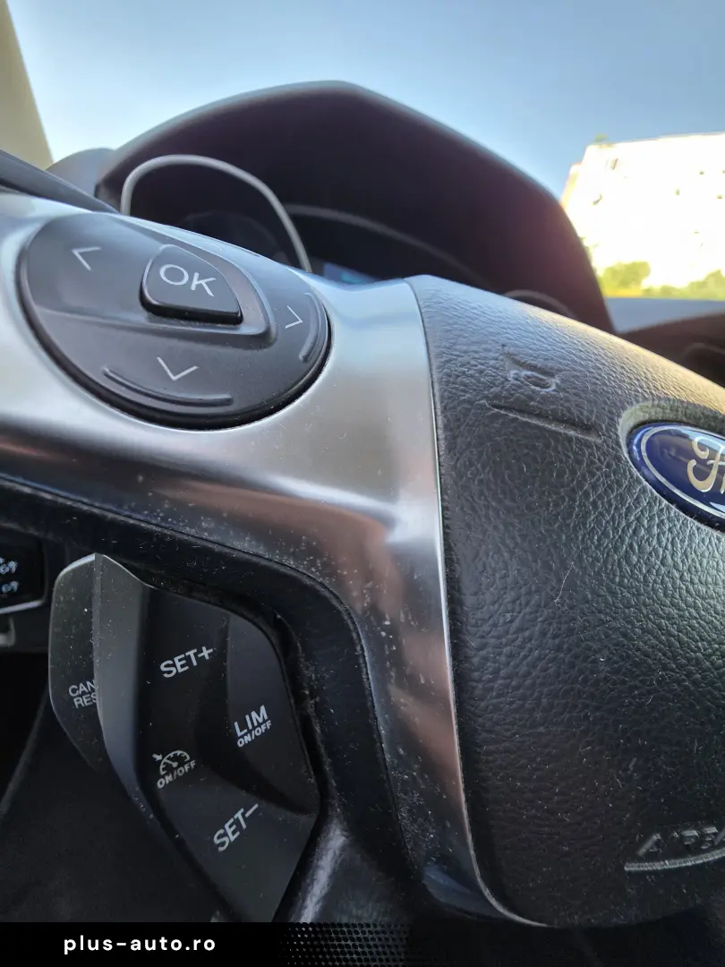 Rate fixe   Navi   Camera   Încălzire scaune   Climatronic