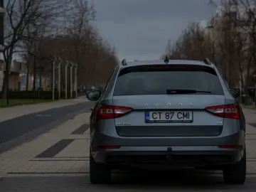 Skoda Superb Automat 2020