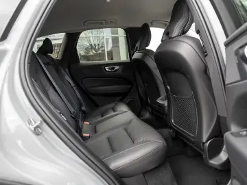 Volvo XC60 B4 Plus Dark