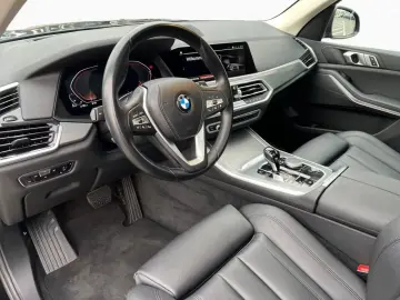 BMW X5 xDrive30d HuD LED DAB Pano. ActiveGuard Navi