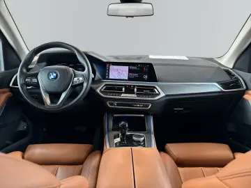 BMW X5 xDrive45e