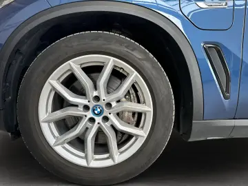 BMW X5 xDrive45e