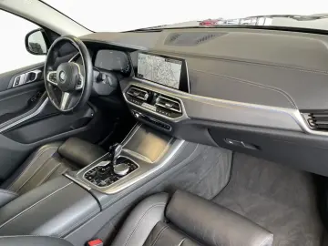 BMW X5 xD 45e xLine - AHK Laser Pano HuD DA HiFi RFK