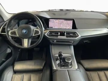 BMW X5 xD 45e xLine - AHK Laser Pano HuD DA HiFi RFK