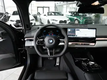 BMW 520i M Sport Harman DAP