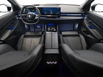 BMW 520i Limousine G60