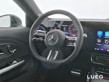 Mercedes-Benz CLA 350 4M AMG