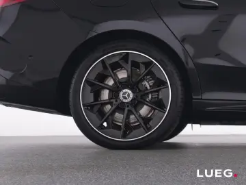 Mercedes-Benz CLA 350 4M AMG