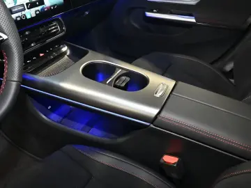 Mercedes-Benz CLA 200 mit EQ Technologie AMG Line