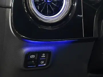 Mercedes-Benz CLA 200 mit EQ Technologie AMG Line