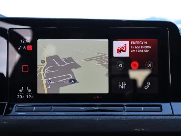 Volkswagen Golf VIII GTI 2 0 l TSI DSG