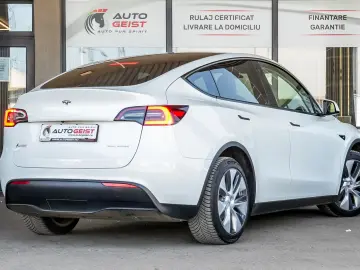 Tesla Model Y Long Range DUAL MOTOR AWD