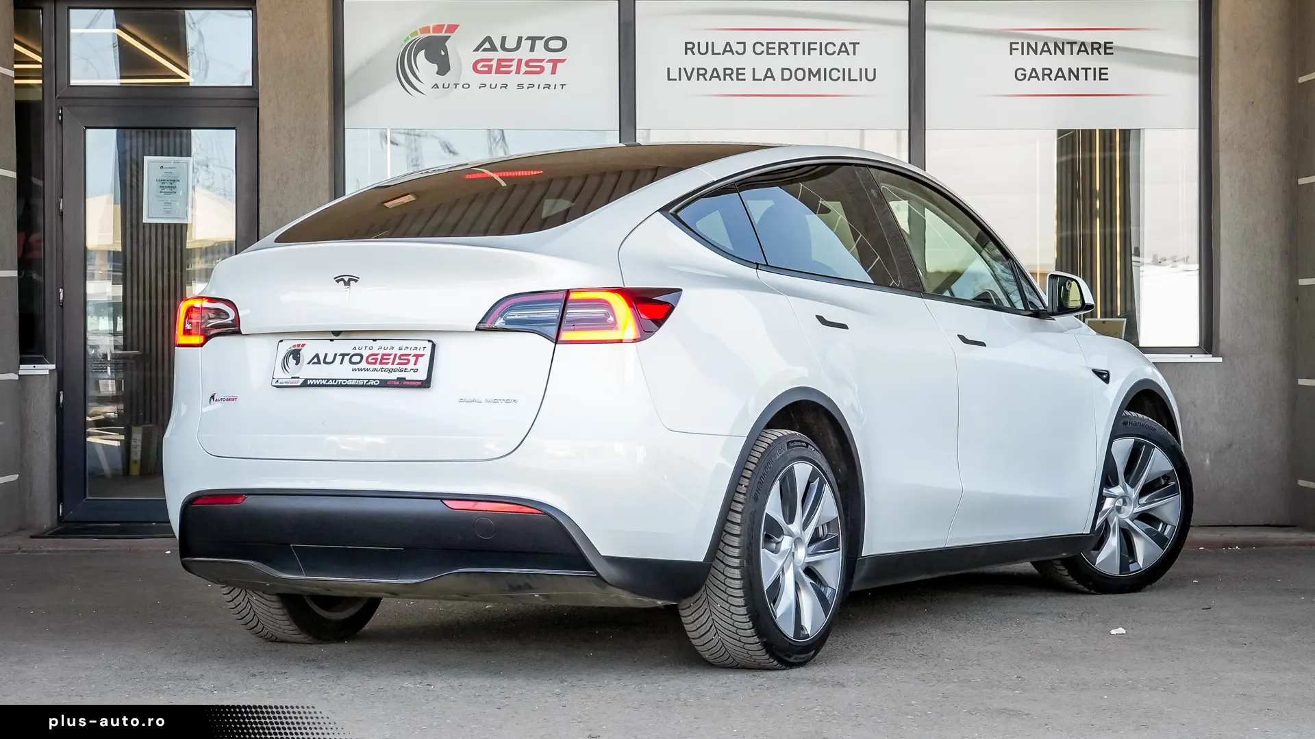 Tesla Model Y Long Range DUAL MOTOR AWD