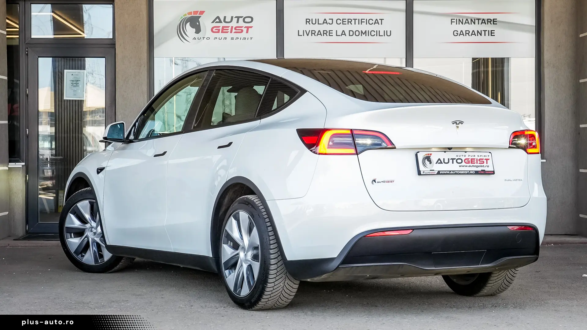 Tesla Model Y Long Range DUAL MOTOR AWD