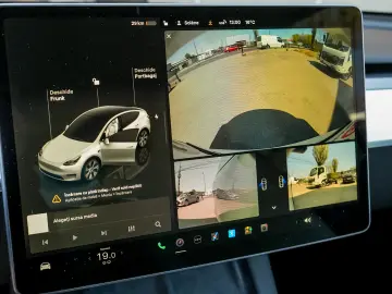 Tesla Model Y Long Range DUAL MOTOR AWD