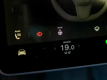 Tesla Model Y Long Range DUAL MOTOR AWD