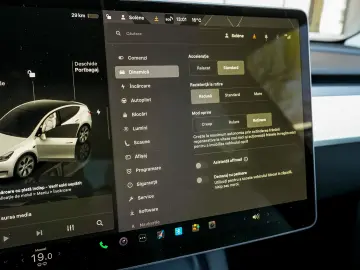Tesla Model Y Long Range DUAL MOTOR AWD