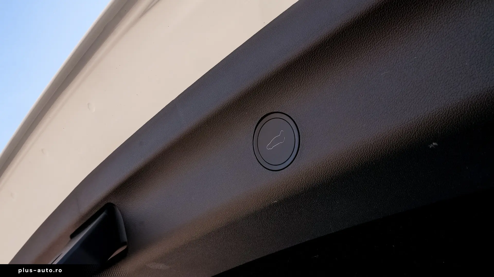 Tesla Model Y Long Range DUAL MOTOR AWD