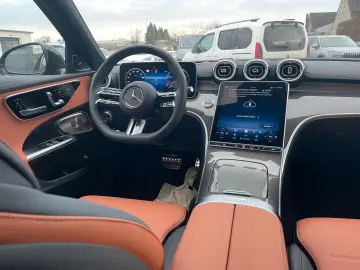 Mercedes-Benz C 200 AMG Premium