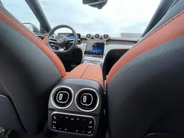 Mercedes-Benz C 200 AMG Premium