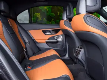 Mercedes-Benz C 200 LIMOUSINE I AMG PREMIUM