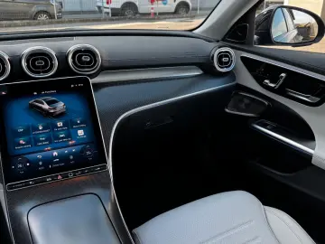 Mercedes-Benz C 200 Limousine 4Matic