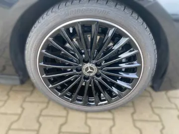 MERCEDES-BENZ CLA 200 Coupe AMG Distr Pano LED Kam N&hellip;