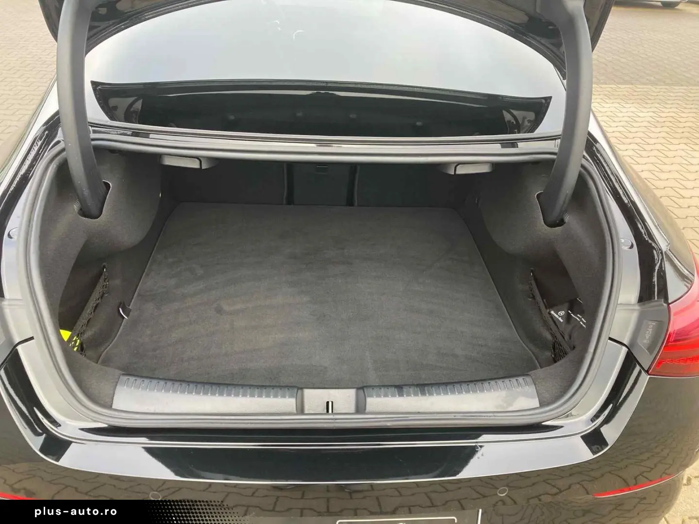 MERCEDES-BENZ CLA 200 Coupe AMG Distr Pano LED Kam N&hellip;