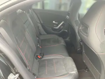 MERCEDES-BENZ CLA 200 Coupe AMG Distr Pano LED Kam N&hellip;