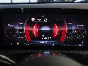 MERCEDES-BENZ CLA 200 Progressive Distronic LED 360 -Kamera