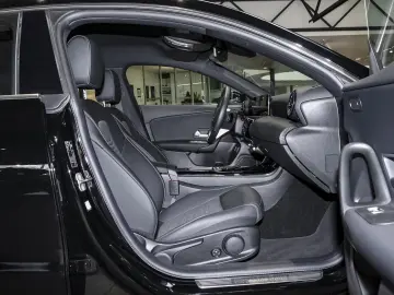 MERCEDES-BENZ CLA 200 Rückfahrkamera Sitzheizung MBU&hellip;