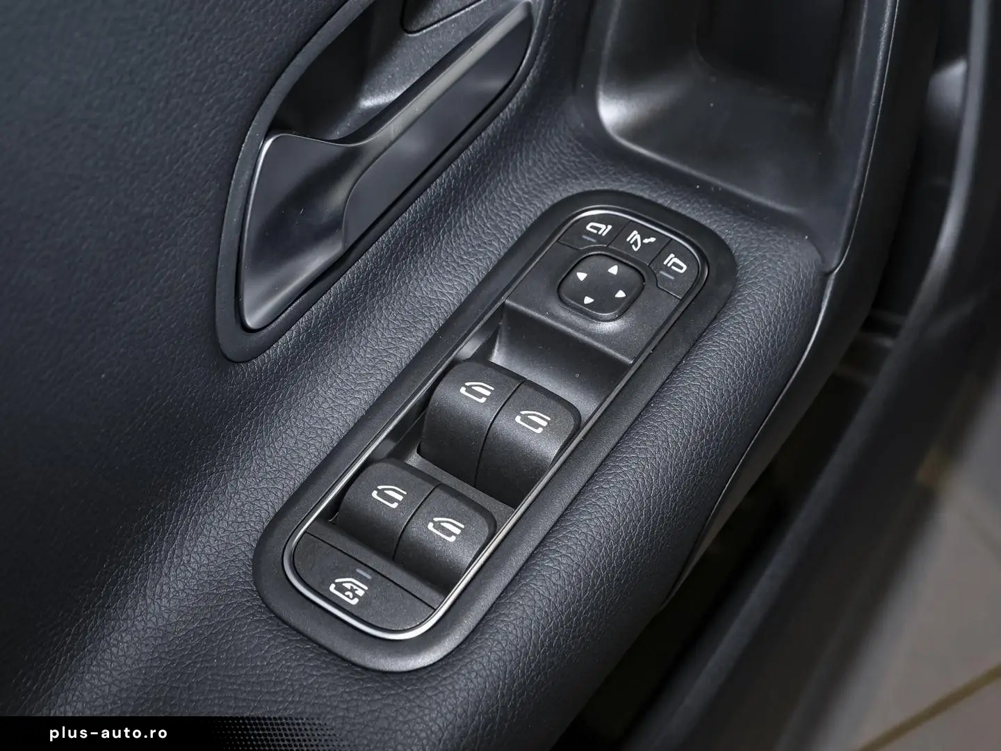 MERCEDES-BENZ CLA 200 Rückfahrkamera Sitzheizung MBU&hellip;