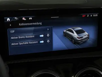 MERCEDES-BENZ CLA 200 Rückfahrkamera Sitzheizung Amb&hellip;