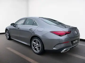 MERCEDES-BENZ CLA 200 Coupé AMG Ambi MBUX AUT LED Navi RKam