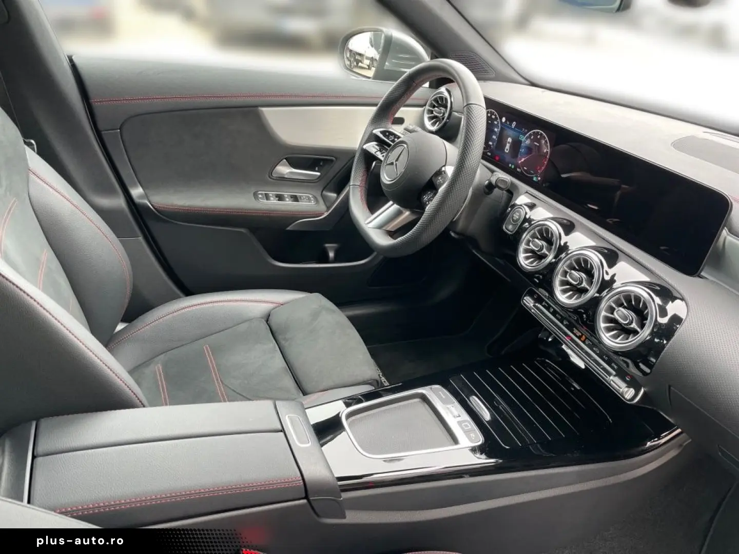 MERCEDES-BENZ CLA 200 Coupé AMG Ambi MBUX AUT LED Navi RKam