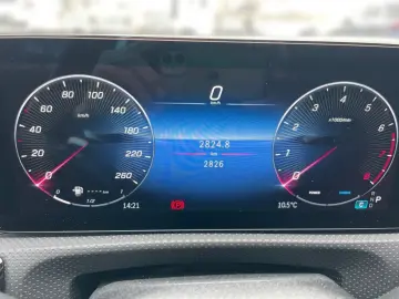 MERCEDES-BENZ CLA 200 Coupé AMG Ambi MBUX AUT LED Navi RKam