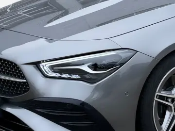 MERCEDES-BENZ CLA 200 Coupé AMG Ambi MBUX AUT LED Navi RKam
