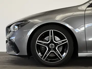 MERCEDES-BENZ CLA 200 AMG Coupe  JungeSterne KeyGo Multibeam