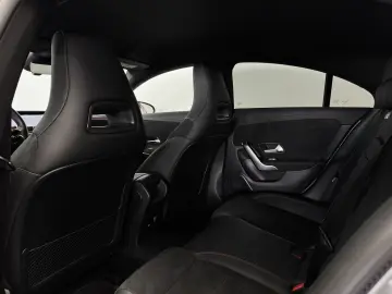 MERCEDES-BENZ CLA 200 AMG Coupe  JungeSterne KeyGo Multibeam