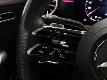 MERCEDES-BENZ CLA 200 AMG Coupe  JungeSterne KeyGo Multibeam