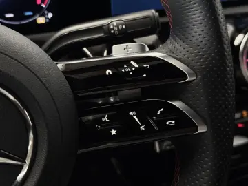 MERCEDES-BENZ CLA 200 AMG Coupe  JungeSterne KeyGo Multibeam