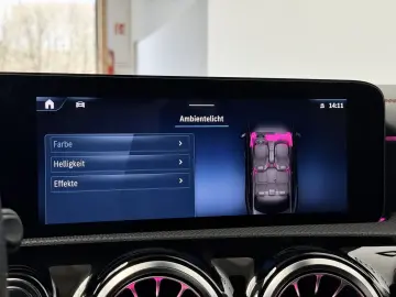 MERCEDES-BENZ CLA 200 AMG Coupe  JungeSterne KeyGo Multibeam