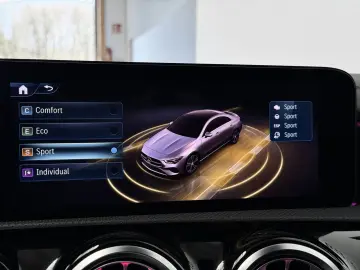 MERCEDES-BENZ CLA 200 AMG Coupe  JungeSterne KeyGo Multibeam