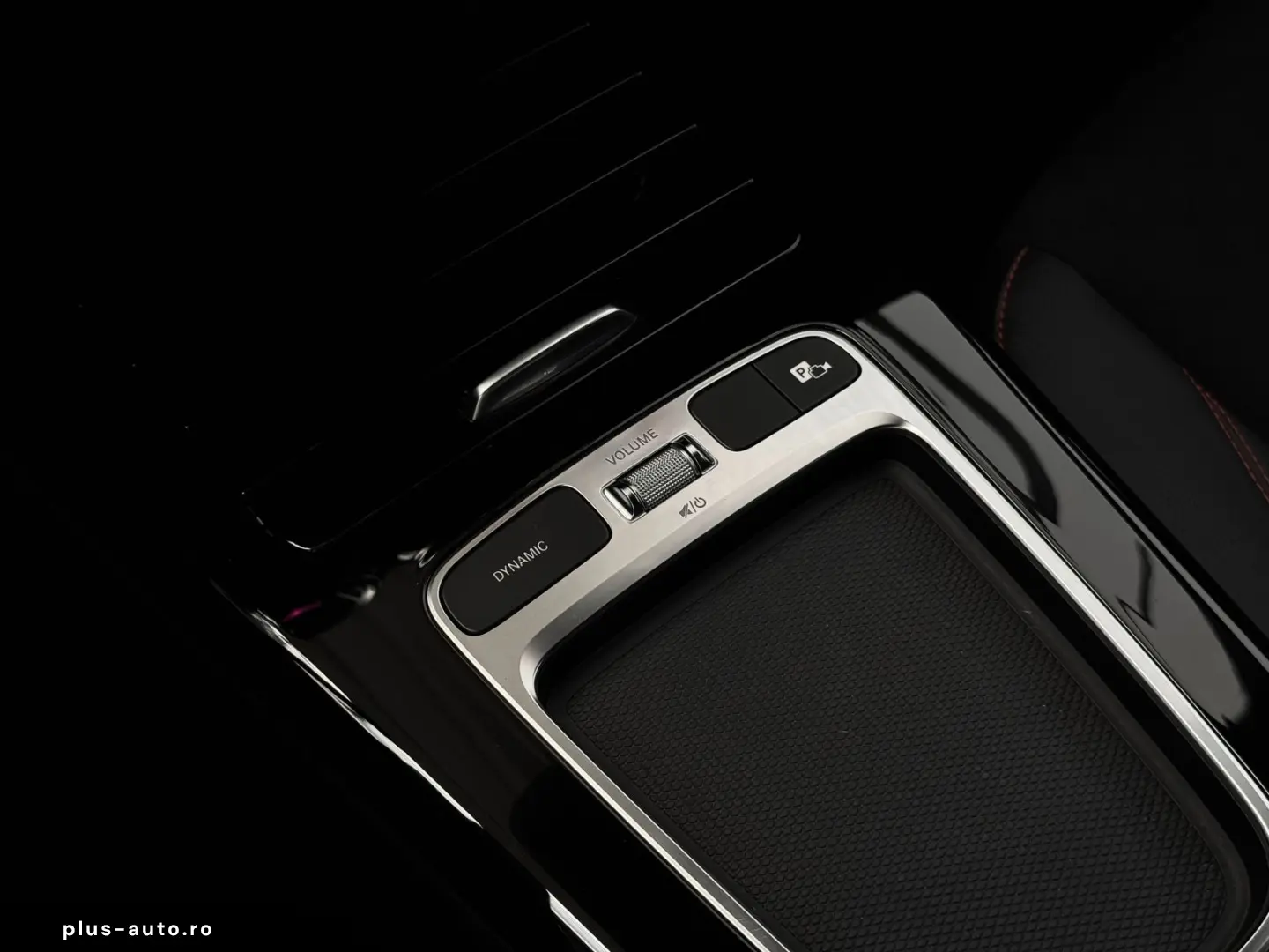 MERCEDES-BENZ CLA 200 AMG Coupe  JungeSterne KeyGo Multibeam