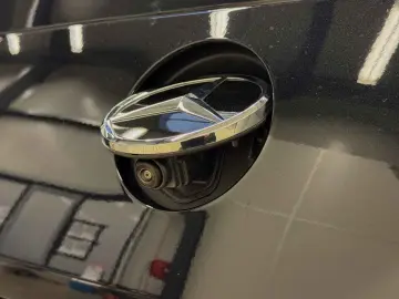 MERCEDES-BENZ CLA 200 AMG NIGHT Keyless SHZ LED Inne&hellip;